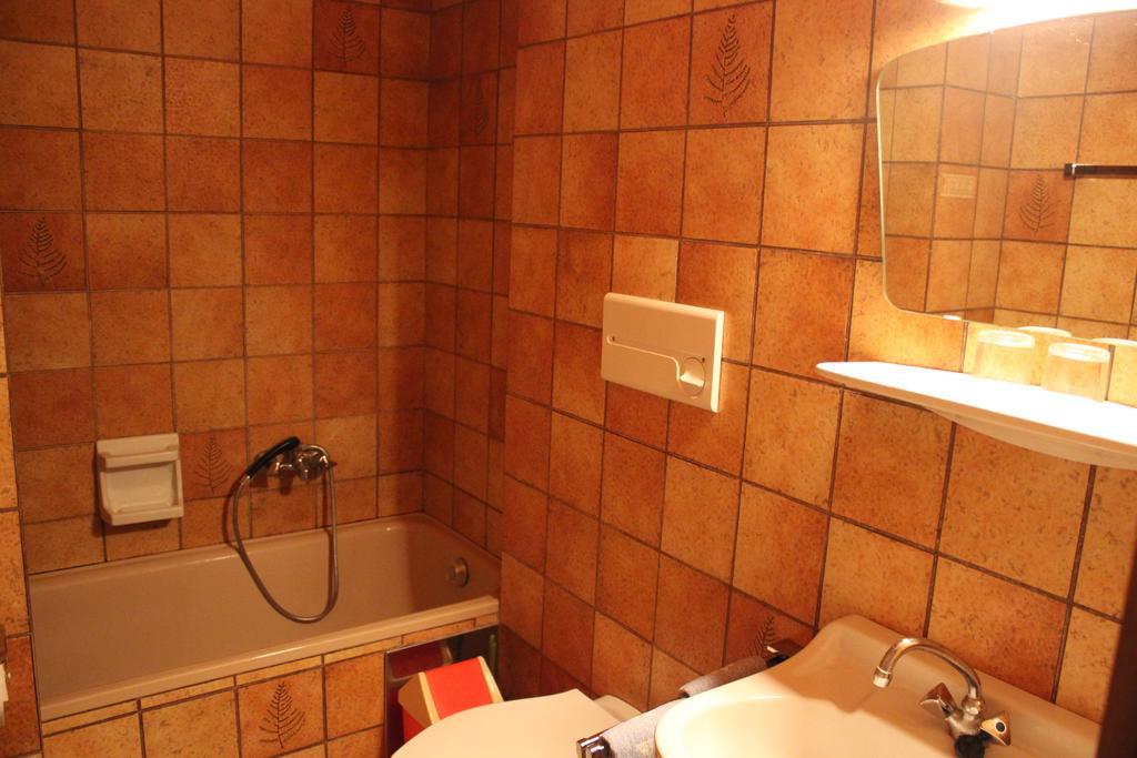 Haus Sigrid Apartment Бад Клайнкирххайм Екстериор снимка