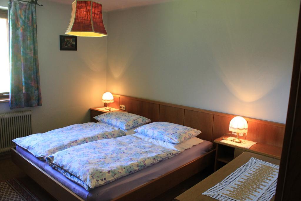 Haus Sigrid Apartment Бад Клайнкирххайм Екстериор снимка