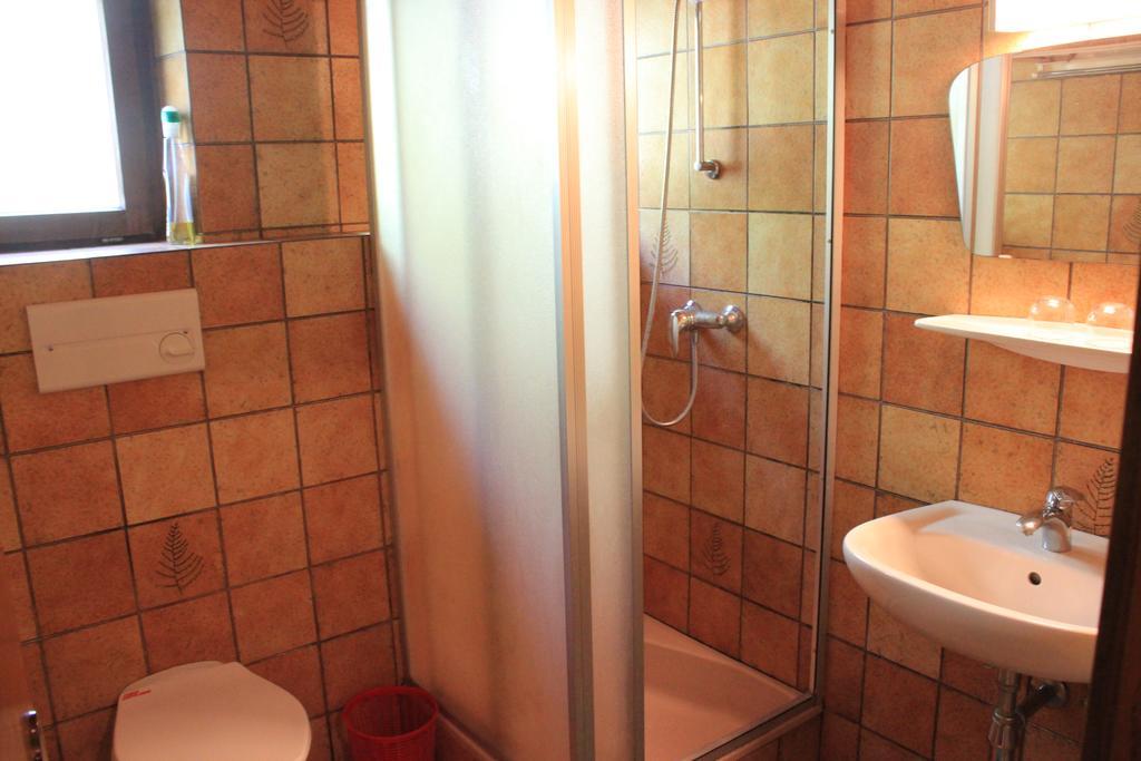 Haus Sigrid Apartment Бад Клайнкирххайм Екстериор снимка