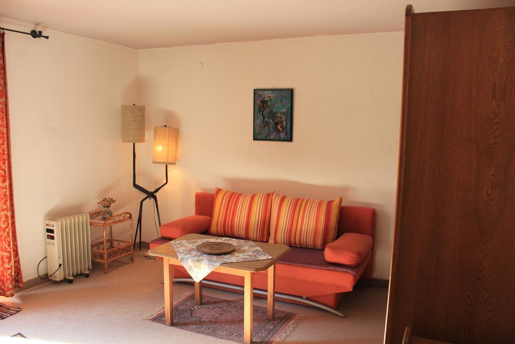 Haus Sigrid Apartment Бад Клайнкирххайм Екстериор снимка